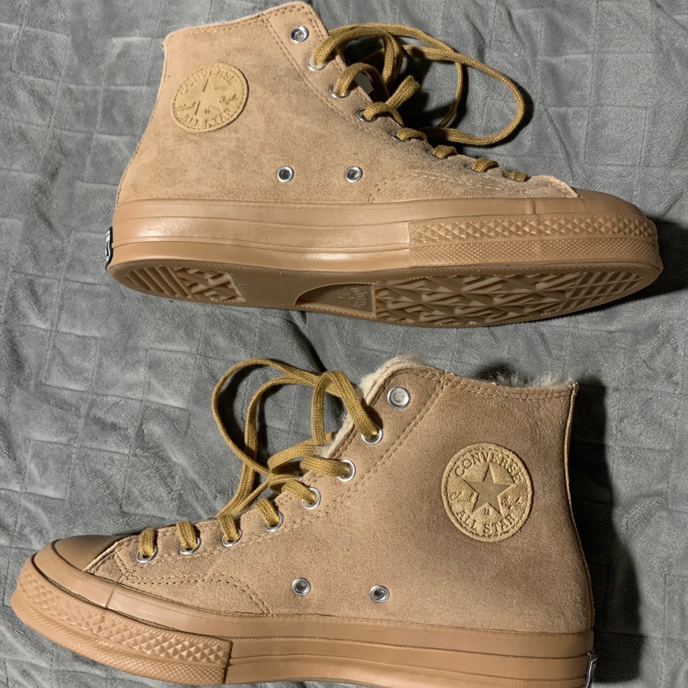 Converse suede faux fur